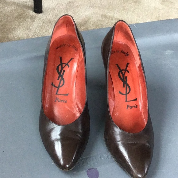 YSL Brown leather heel. Size 7 1/2. Fair condition - Picture 2 of 8